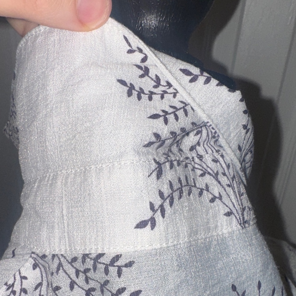 Elegant Cream and Purple Floral Button Down Shirt - Picture 14 of 16